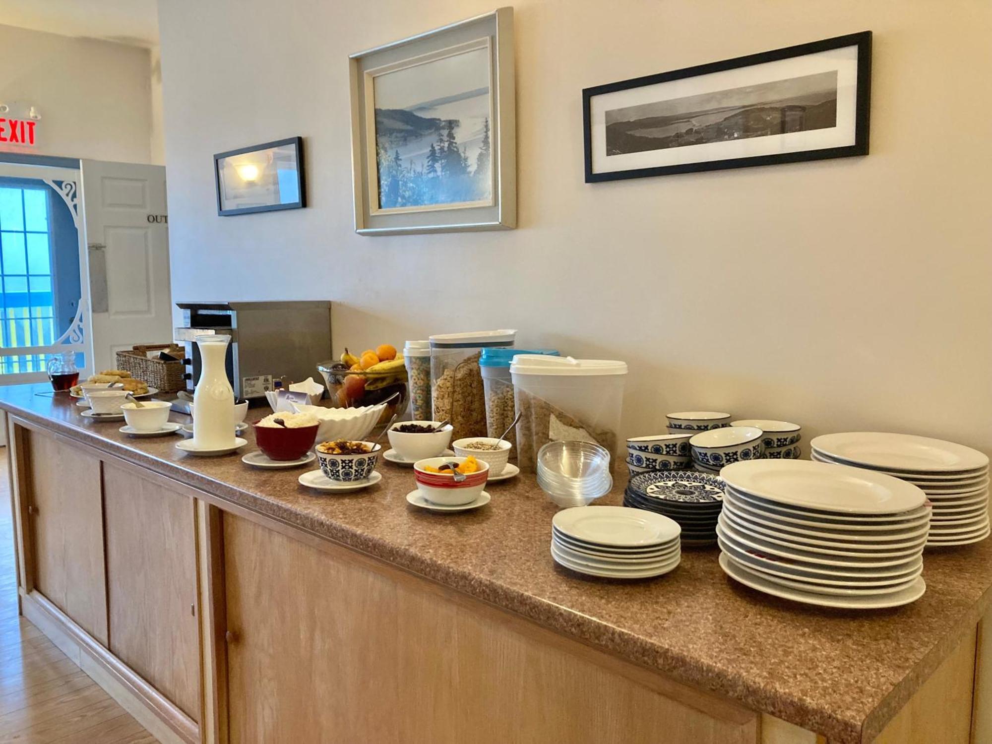 Castle Rock Country Inn Ingonish Esterno foto
