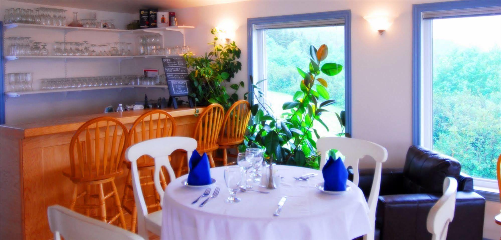 Castle Rock Country Inn Ingonish Esterno foto